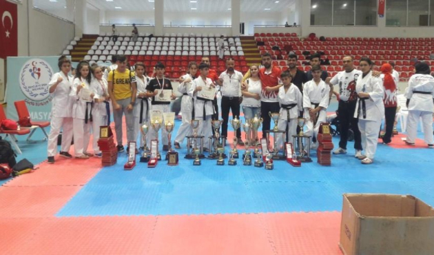 Türkiye Milli Takımı sokakta kaldı!