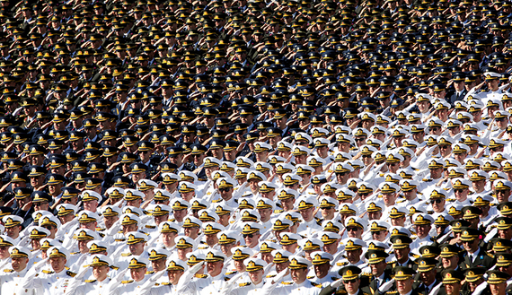 Darbeciler gitti! TSK'ya 99 yeni general ve amiral geldi