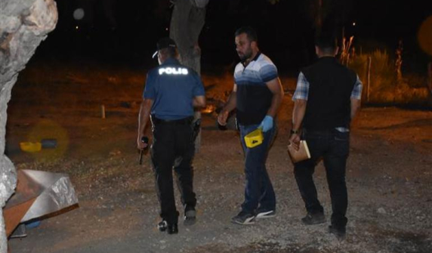 Öyle bir şey yaptılar ki anında yakalandılar!