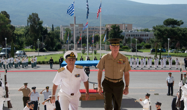 Yunanistan'da daha fazla askeri üs!