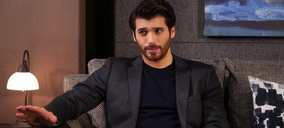 Can Yaman'ın kendisine küfreden takipçisine yanıtı çok sert oldu!