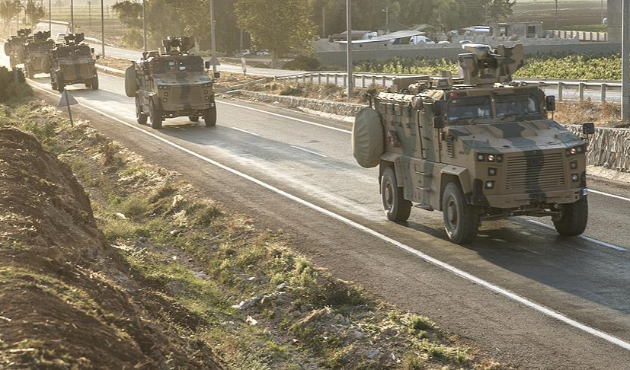 Zırhlı personel taşıyıcılar Hatay sınırında!