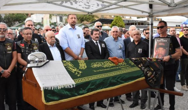 İsmet Badem'i potanın efsaneleri uğurladı!