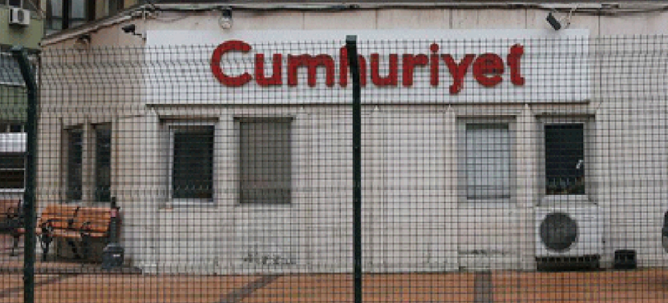 Cumhuriyet gazetesinde FETÖ temizliği!