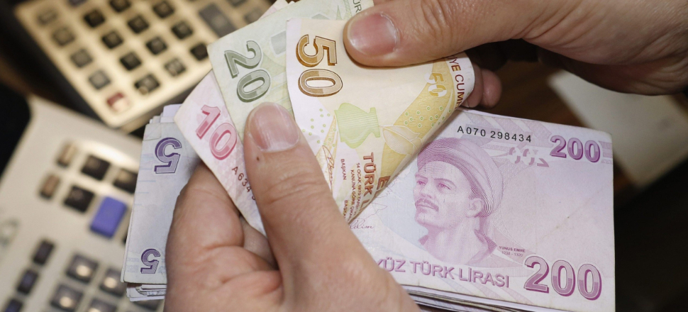 Emeklilere 3 ayrı zam birden geliyor!