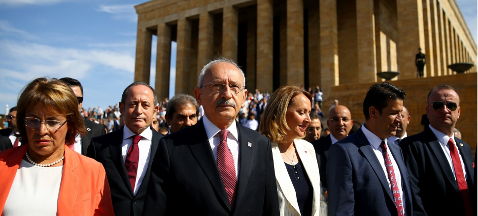 CHP, 95'inci yaşını Anıtkabir'de kutladı!