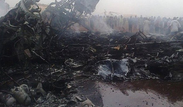 Sudan'da uçak düştü! Çok sayıda ölü var