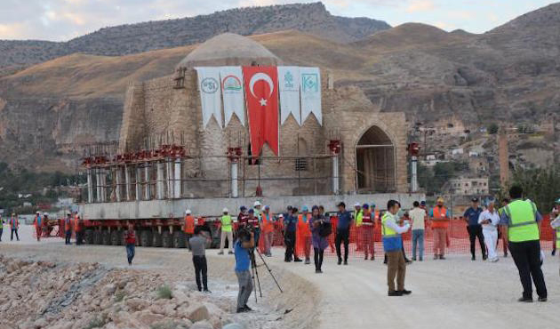 İmam Abdullah Türbesi yeni yerine taşındı!