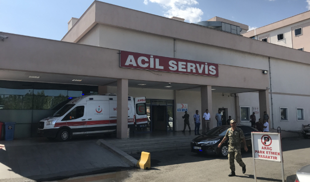 Iğdır'da hain tuzak! Askerler geçerken patlatıldı