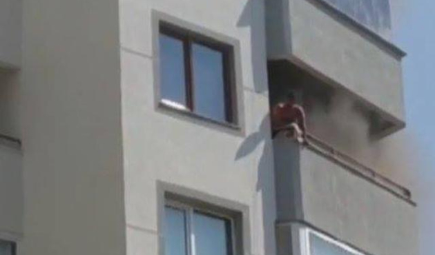 Kartal'da korkutan yangın!