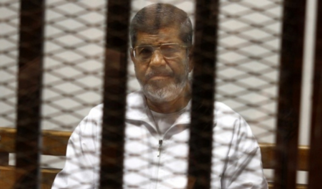 Mursi ve bin 589 kişinin mal varlığına el konuldu