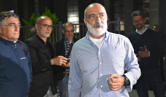 İşte FETÖ destekçisi Ahmet Altan'ın yeni kitabı...