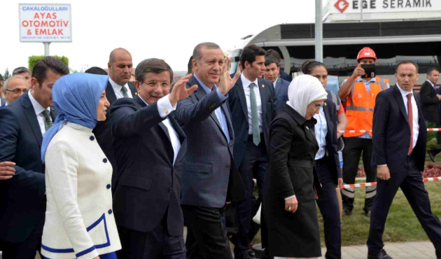"AK Parti'nin İstanbul adayı Davutoğlu olacak"