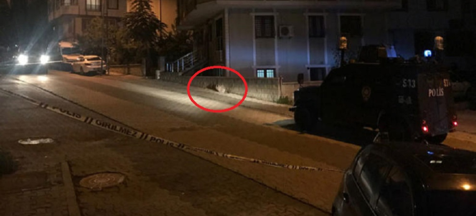 Ataşehir'de sokakta 2 el bombası bulundu!