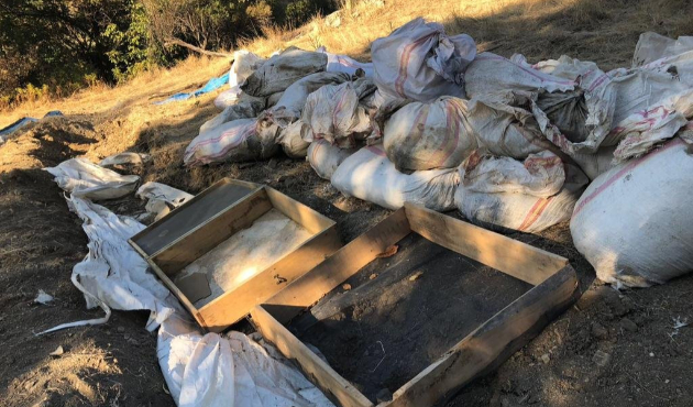 Toprağa gömülü halde 817 kilo esrar ele geçirildi!