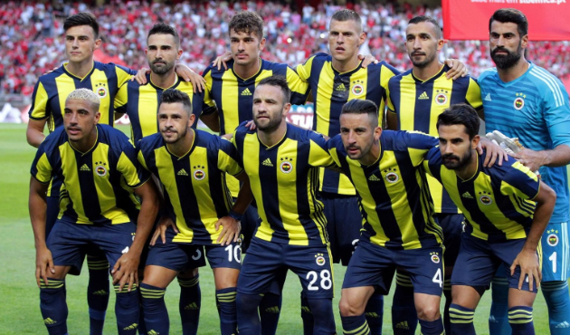 Fenerbahçe'nin TFF'ye verdiği kadroda 4 eksik!