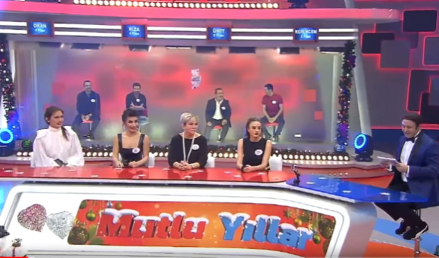 Bu yarışmaya katılıp boşanmayan 1 çift kaldı!