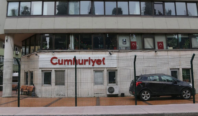 Cumhuriyet gazetesinin yeni yazarları belli oldu