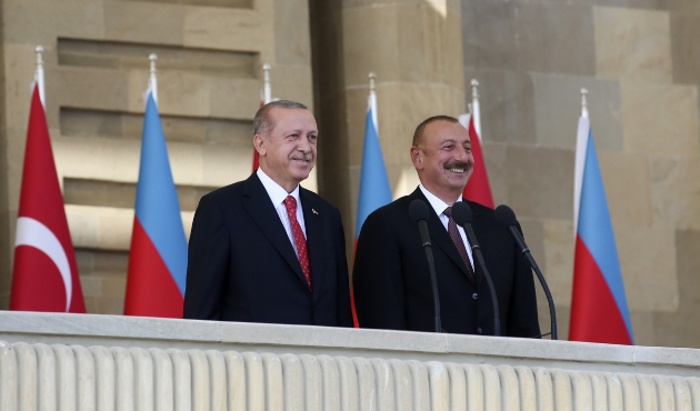 Cumhurbaşkanı Erdoğan'dan Bakü'de kardeşlik mesajı!