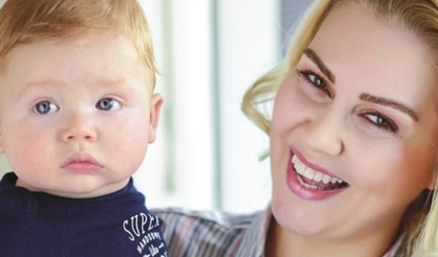 Didem Uzel'in oğlu tatlılığıyla Instagram fenomeni oldu!