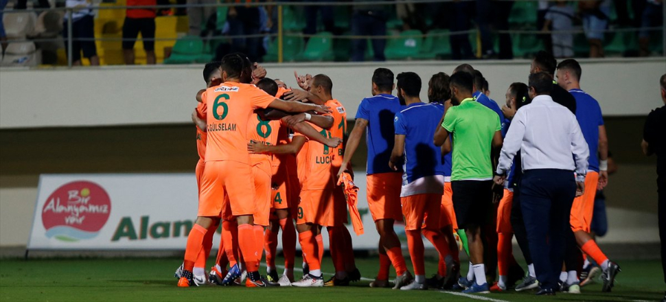 Fırtınayı Alanyaspor durdurdu!
