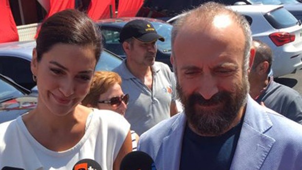 Onlar da orada... 500 sanatçı 5 vapurla Yenikapı'da