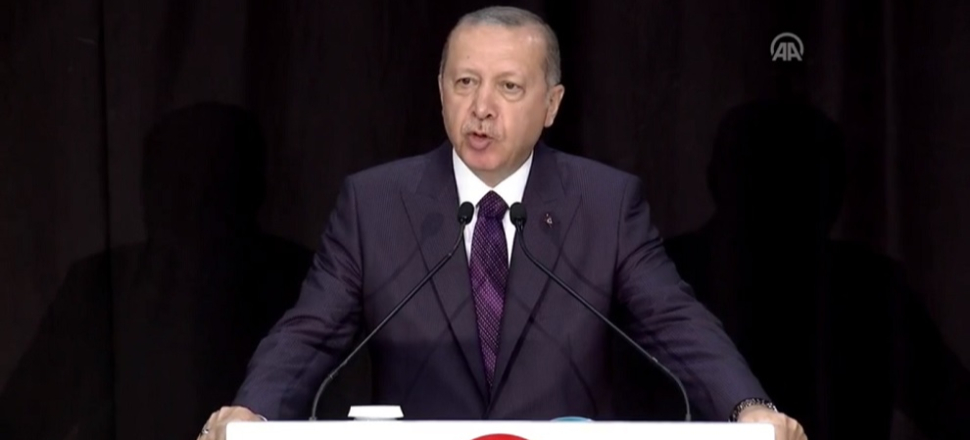 Erdoğan'dan ücretsiz ders kitabı açıklaması!