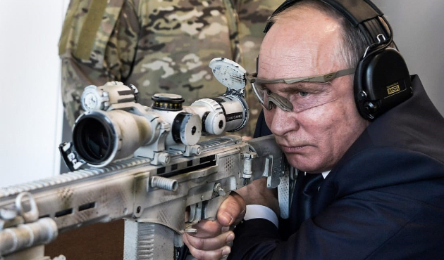 Putin'den sniper şov...