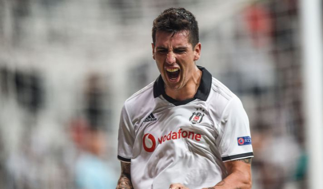 Kartal'ı defans oyuncuları uçuruyor!
