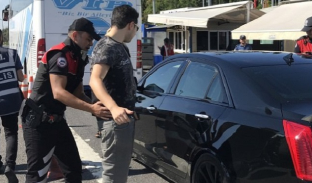 İstanbul'un giriş çıkışları tutuldu!
