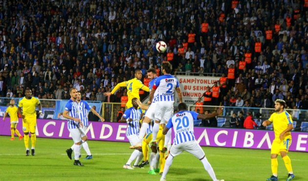 Ankaragücü tek golle 3 puana uzandı...