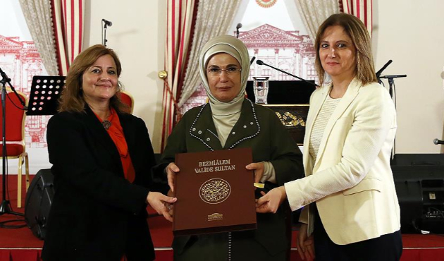 Emine Erdoğan Valide Sultan Söyleşisi'ne katıldı!
