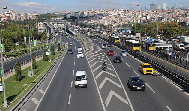'İstanbul'da trafik yoğunluğu yüzde 17 azaldı'