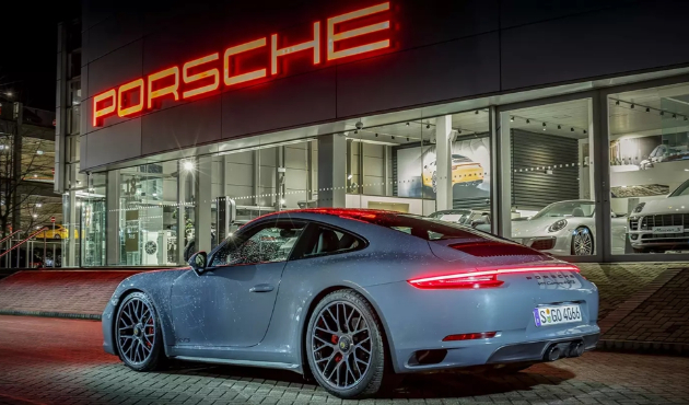 Porsche'den flaş dizel motor kararı...