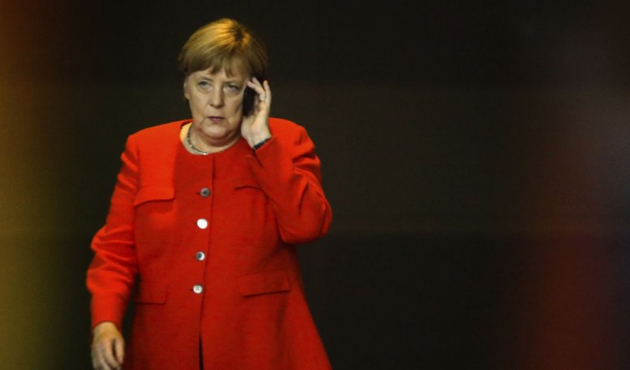 Merkel'e tepkiler çığ gibi büyüyor!