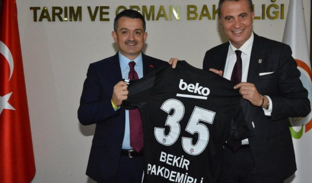 Fikret Orman'dan derbi yorumu!