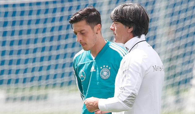 Mesut'tan Löw'ün görüşme talebine ret!