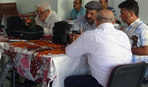 Bunlardan almak için evini, arabasını satan var!