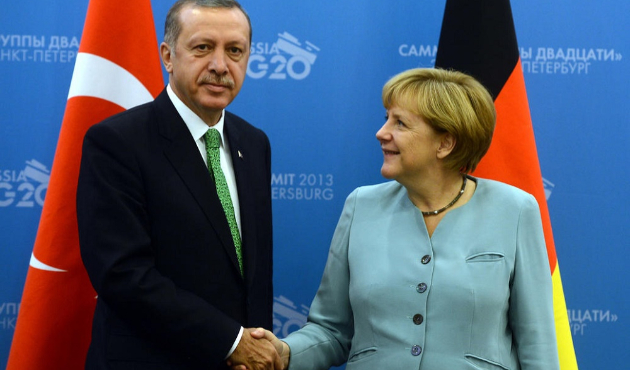 Erdoğan ile görüşme öncesi Merkel'den açıklama!