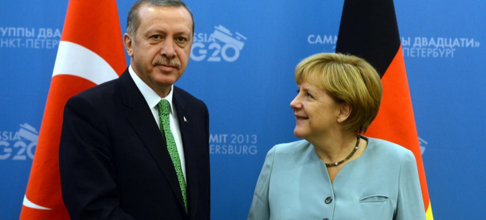 Erdoğan ile görüşme öncesi Merkel'den açıklama!