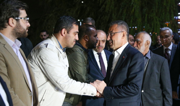 Fuat Oktay taziyeleri kabul etti...