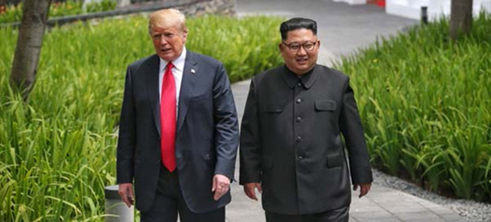 Donald Trump: Kim ile birbirimize aşık olduk
