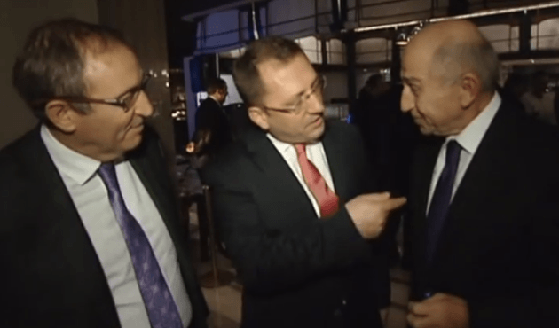 Gazeteci Şimşek, Özdemir'den otomobil kazandı!