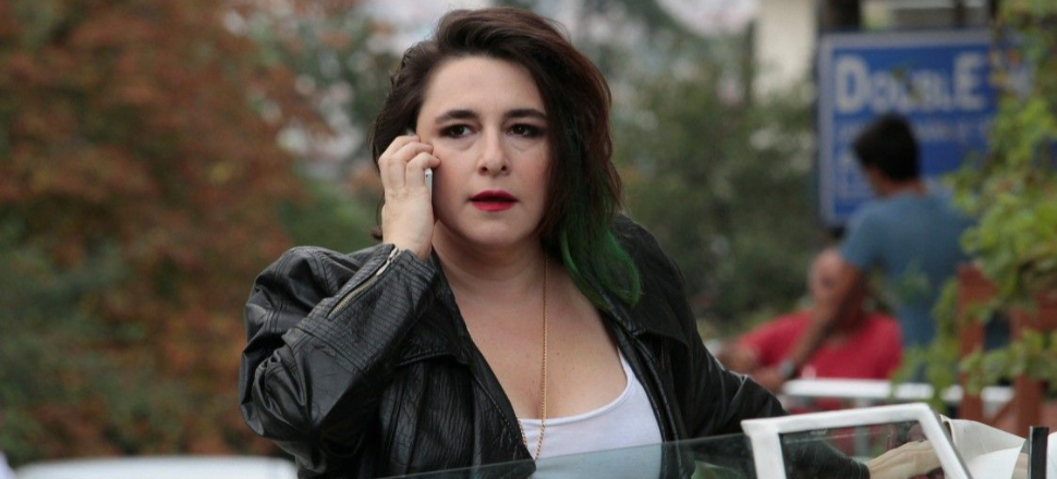 Esra Dermancıoğlu 16 yaş küçük sevgilisiyle!
