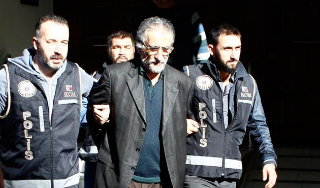 FETÖ elebaşının kardeşine 10 yıl hapis cezası...
