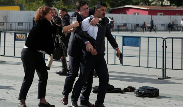Can Dündar'a silahlı saldırı davasında hapis kararı!