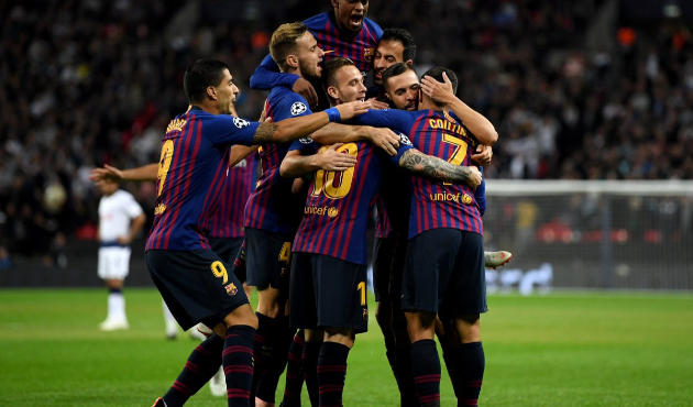 6 gollü maçta gülen Barcelona!