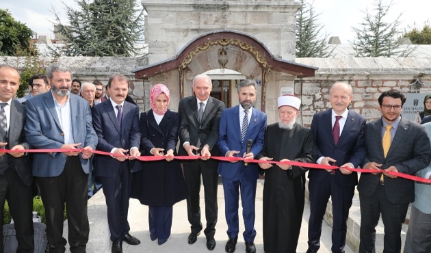 Uysal: Vakıf eserleri aslına uygun kullanılmalı...