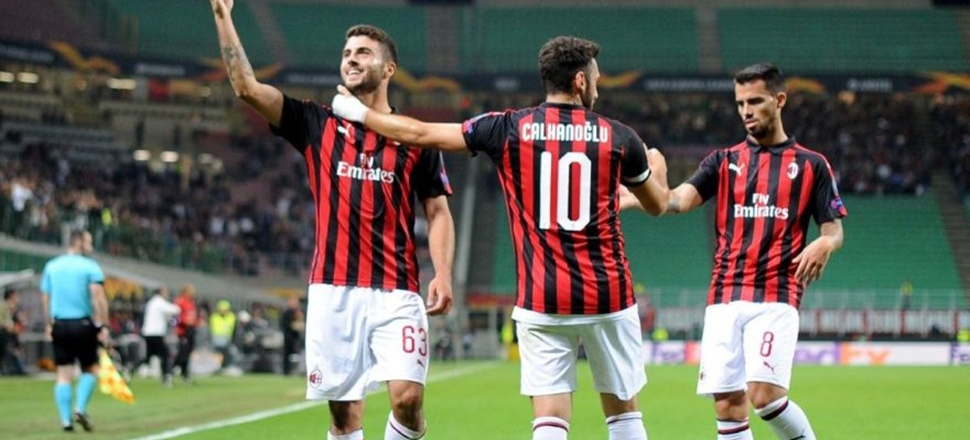 Hakan Çalhanoğlu şov yaptı! Tam 4 gol...