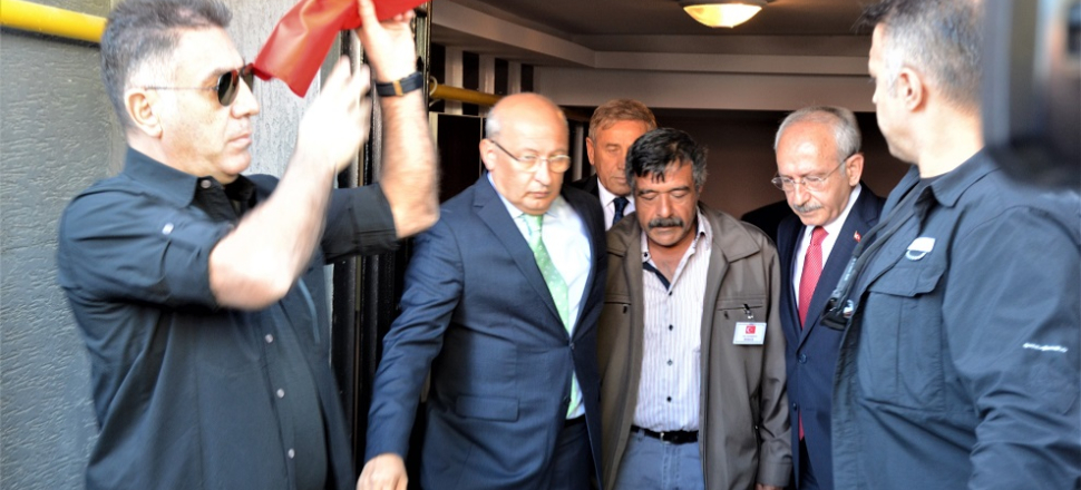 Şehit ailesini ziyaret eden Kılıçdaroğlu'na şok!